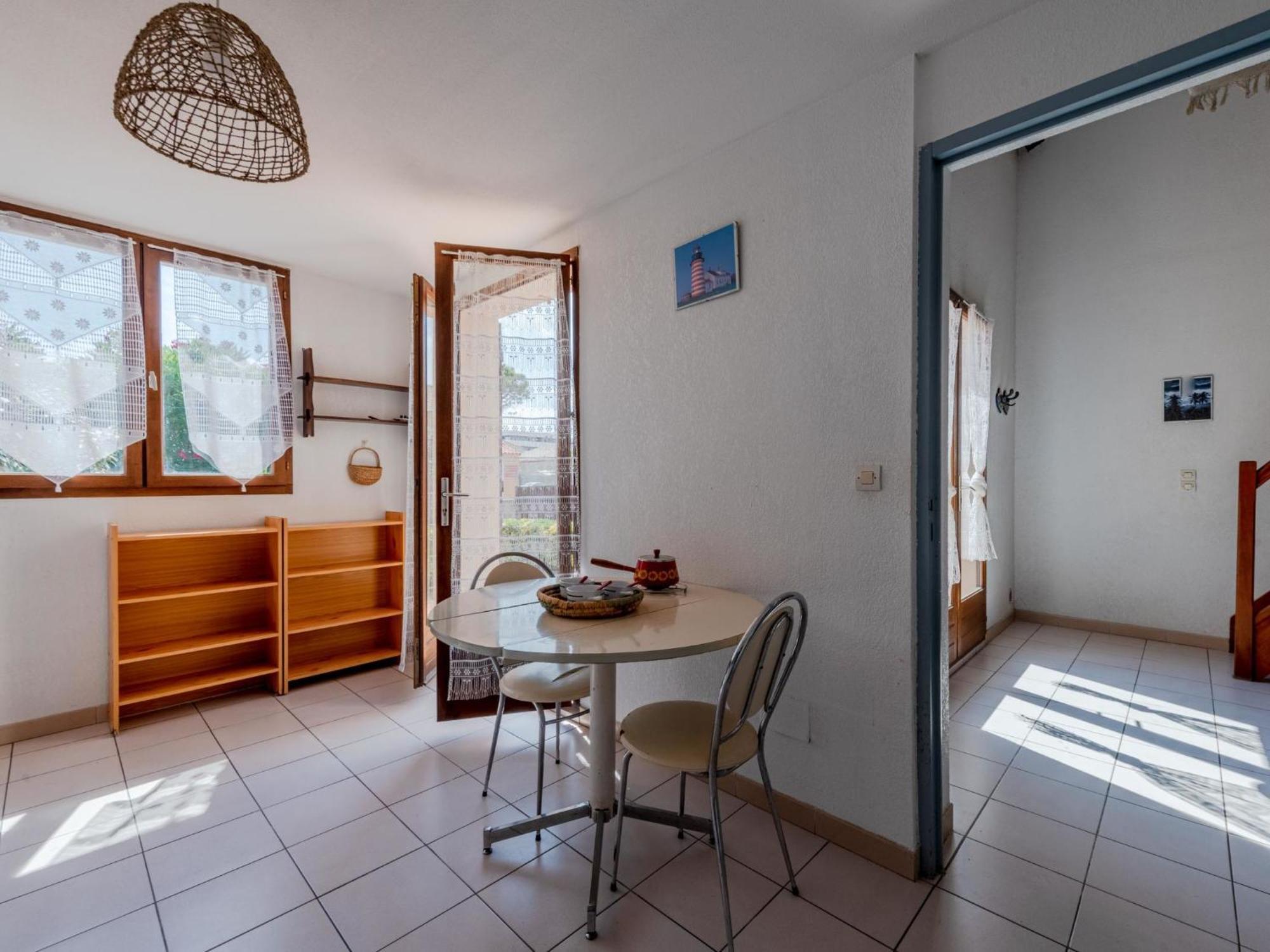 Holiday Home Hameau Des Tamarins-2 By Interhome Ле Баркарес Экстерьер фото